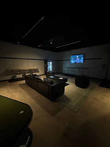 Simulator lounge seating area